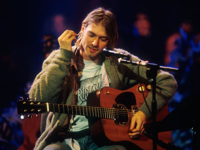 When a producer asked if he meant the set should look "like a funeral," Kurt replied, "Exactly." This chilling conversation highlighted the sombre, reflective tone Cobain intended for the now-iconic acoustic session.