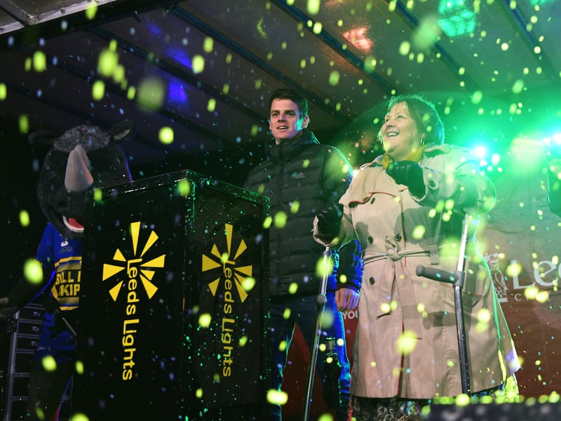The vibrant heart of Chapel Allerton gets its festive makeover. This switch-on is a highlight of the local calendar, bringing together residents for music, merriment, and the illumination of its willow tree. 🎄 Willow Tree Square, Chapel Allerton, LS7 3PD