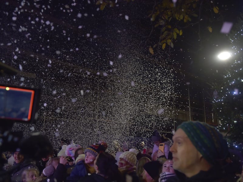 Palmerston Road held the Southsea's light switch on November 20. It featured live music and appearances from stars of the Kings Theatre's panto, Aladdin.
Picture: Sarah Standing (211124-6350)