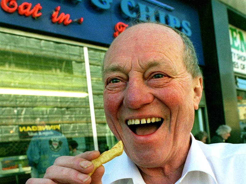 Tony Pearce, of Tony's Fish & Chips, on Commercial Street, Sheffield, in 1999