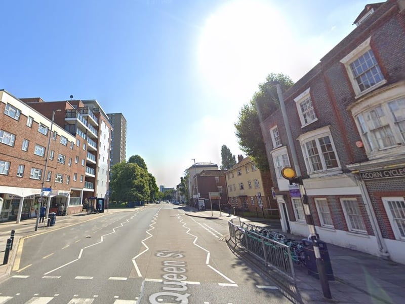 A two bedroom mid-terrace house in Queen Street, Portsmouth, sold in May 2025 for £115,000. 