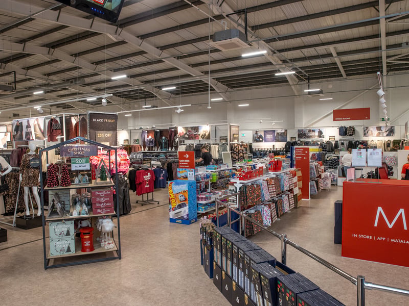 Matalan Fareham has undergone a refresh and celebrated on Saturday with a DJ, Entertainers and free face painting for the kids. 