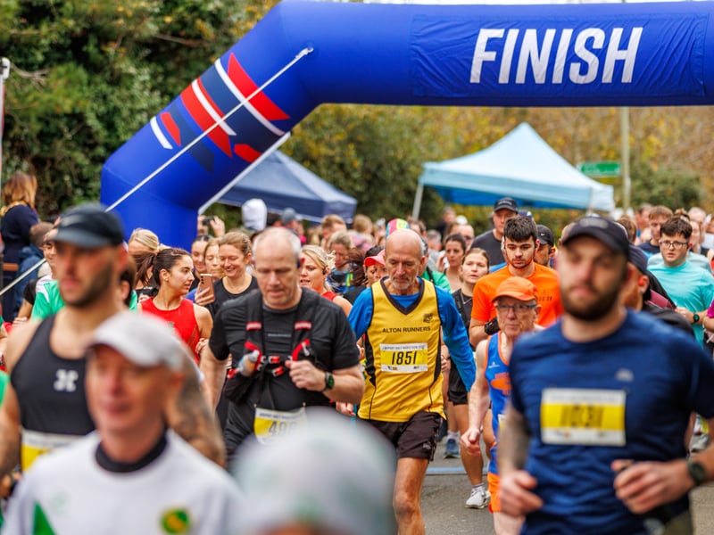 Inspiring runners took part in the Gosport Half Marathon on its 40th anniversary.
