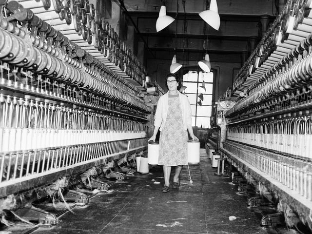 A worker in the Donald Brothers Ltd textiles factory in Dundee in May 1964.