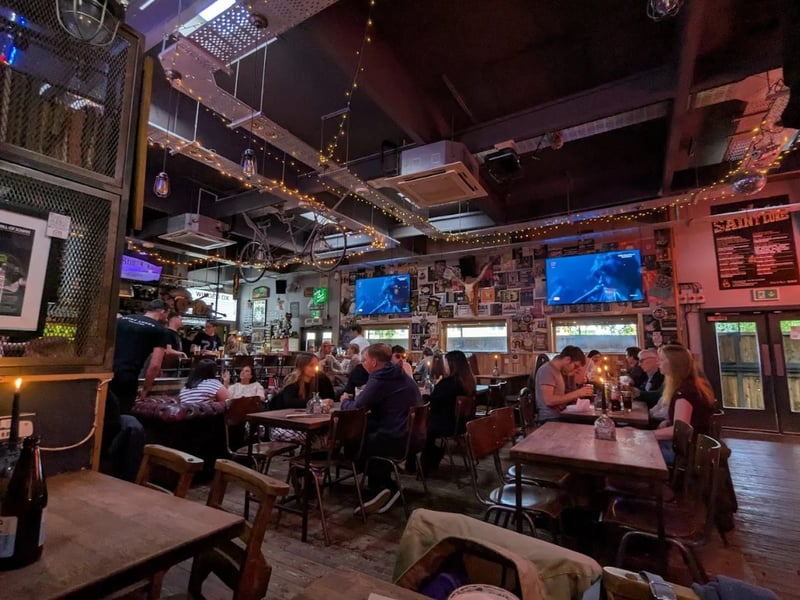 Get yourself down to Saint Luke’s & The Winged Ox and get a bit of food before the game. Then sit back and relax in comforting surroundings at this cracking East End boozer. 17 Bain St, Glasgow G40 2JZ.