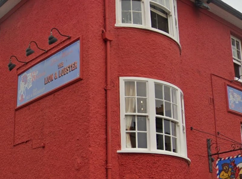 Brighton-based The Lion and Lobster is one of the oldest pubs the city has to offer. The pub itself has a rich history and a cosy, intimate atmosphere with real roaring fires. It has been recommended by DesignMyNight for its Sunday menu.