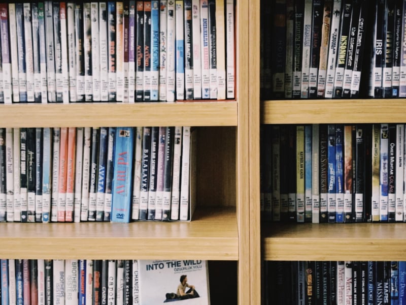 It was the beginning of the end for the video tape as DVDs were released in the UK for the first time in June. They weren't an instant success though - by the end of the year only around 6,000 discs had been sold.