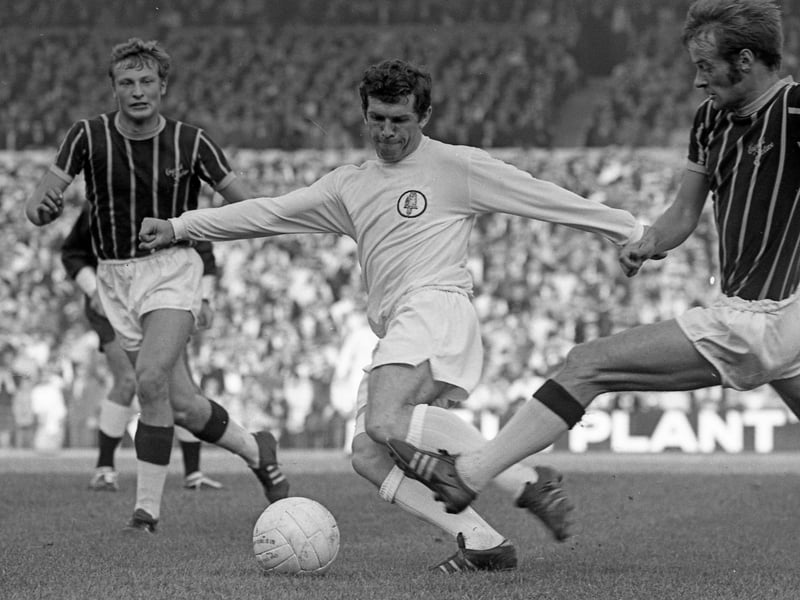 Johnny Giles was the elegant schemer at the heart of the Don Revie era. Across 12 seasons from 1963 to 1975 he made 383 appearances and scored 88 goals, pulling the strings in midfield with vision, exquisite passing and a coolness under pressure that turned defence into attack. Giles was the conductor: he orchestrated tempo, delivered defence-splitting passes and dangled the perfect through-ball for forwards to feast on.