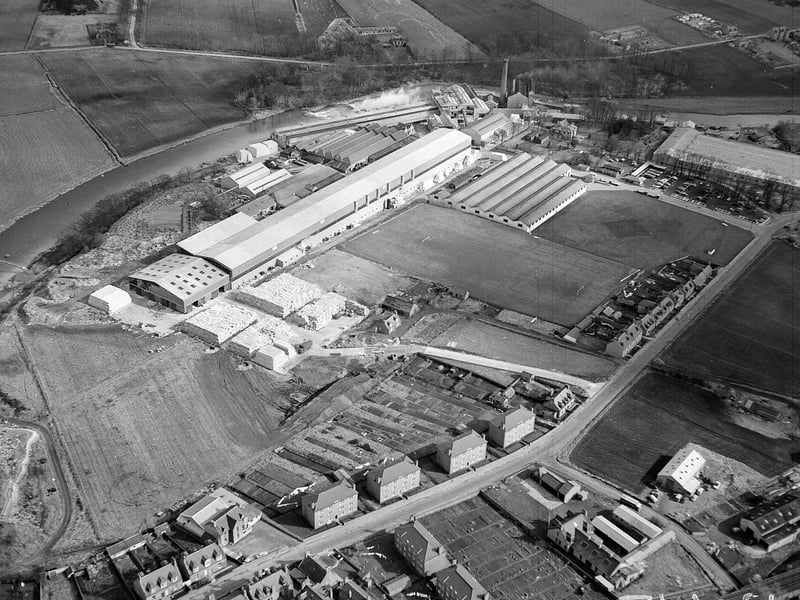 The new Inverform paper mill in Aberdeen in April 1965.