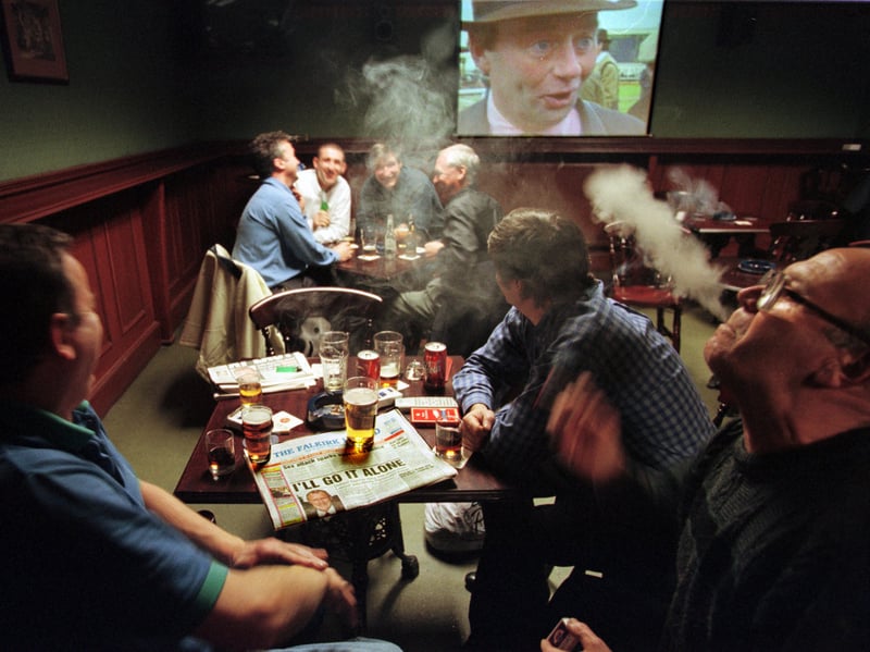 Punters at the Cameleon Labour Party Social Club, in Falkirk, in November 1998