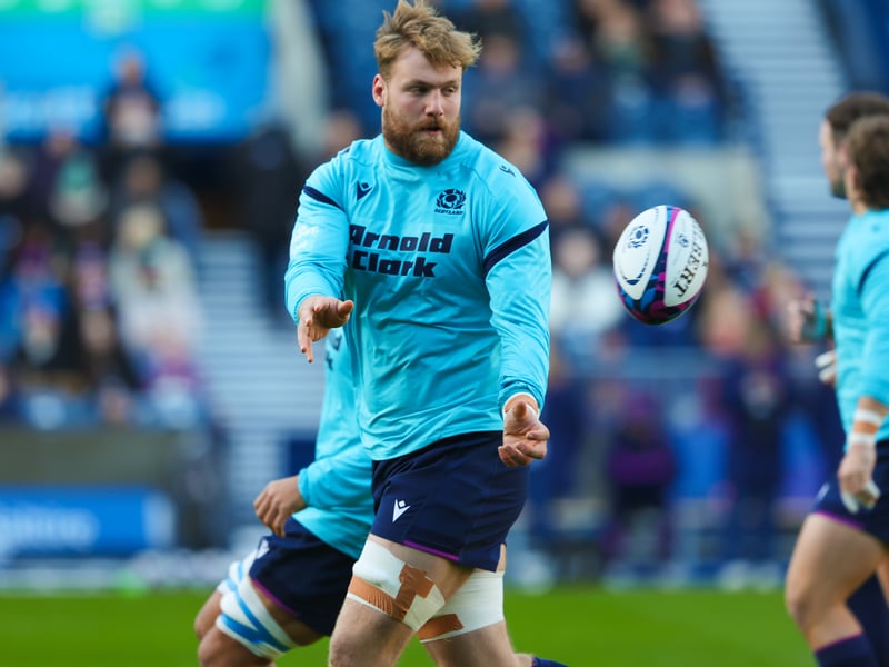 The big second row showed good dexterity to wriggle out of Tongan tackles to score his first Scotland try on 23 minutes. Competed well and came off on 55 minutes. 7