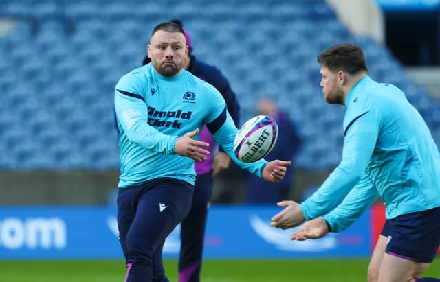 Decent enough display from the prop, who showed up well in the physical battle with the monstrous Tongans. Replaced on 48 minutes. 7