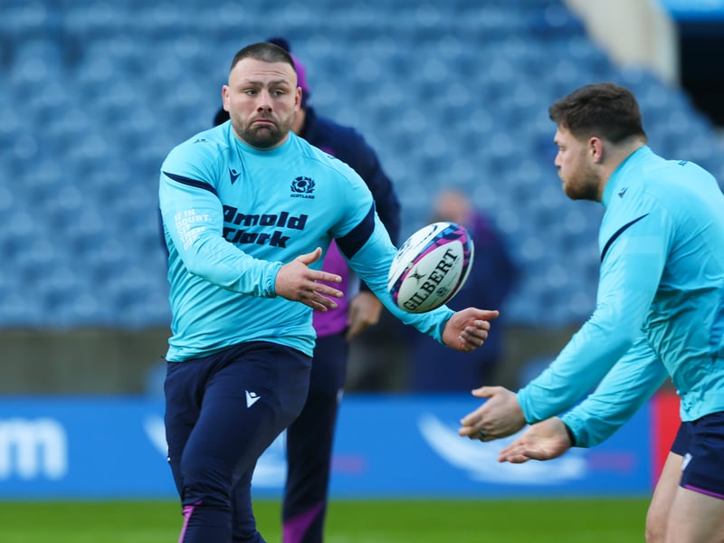 Decent enough display from the prop, who showed up well in the physical battle with the monstrous Tongans. Replaced on 48 minutes. 7