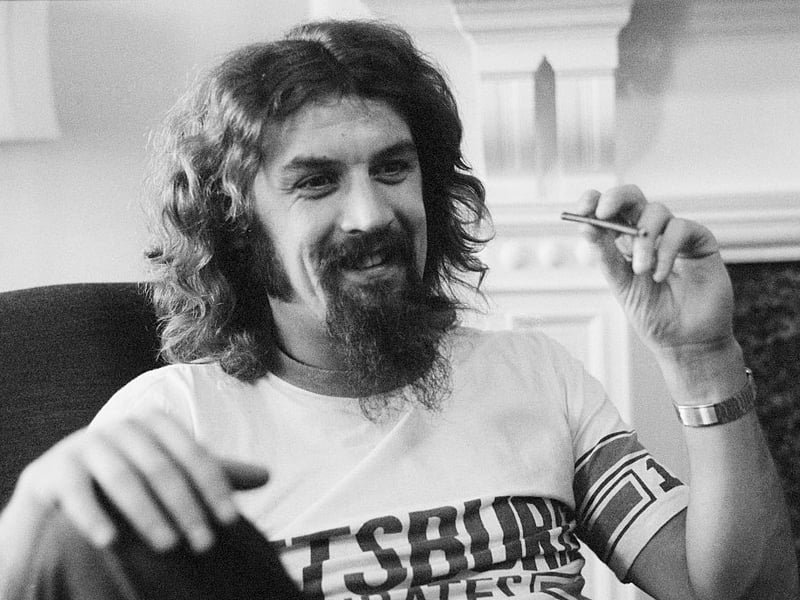 “Never trust a man who, when left alone in a room with a tea cozy, doesn’t try it on.”