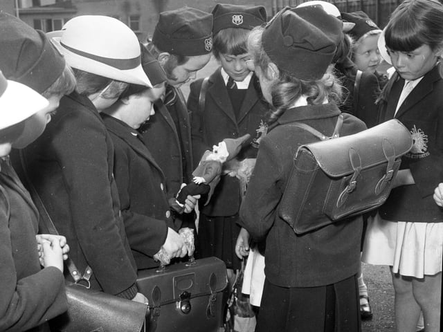 Catching up with friends before the first day of school at James Gillespie's High School in August 1966.