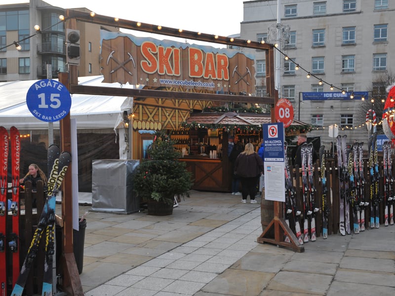 The City Square Christmas Market is back, featuring over 60 beautifully decorated chalets offering artisan gifts, seasonal food and drink, and the traditional Glühwein. Browse, pick up a unique gift, and enjoy the buzz in the air. 🎄 City Square, Leeds, LS1 1PJ