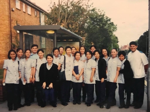 Picture of the first cohort's first day at Portsmouth Hospitals University NHS Trust in November 2000.