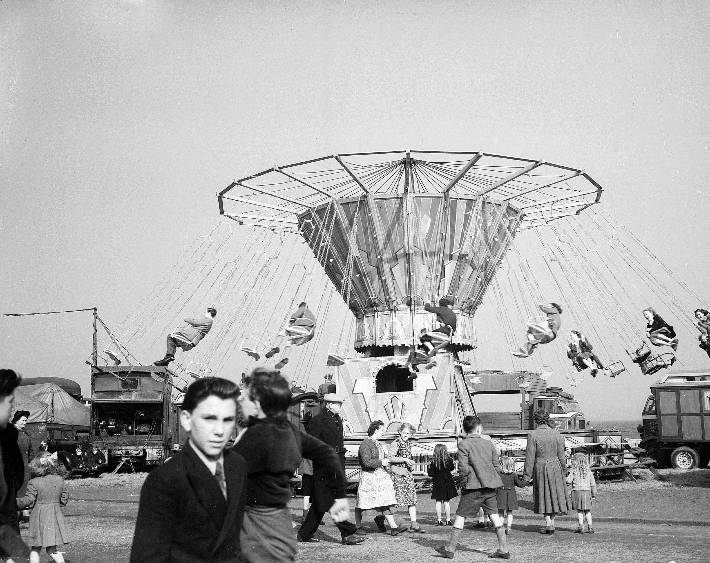 Kirkcaldy Links Market in April 1952.