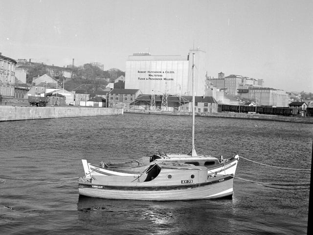 A view of Kirkcaldy from the harbour in November 1963.