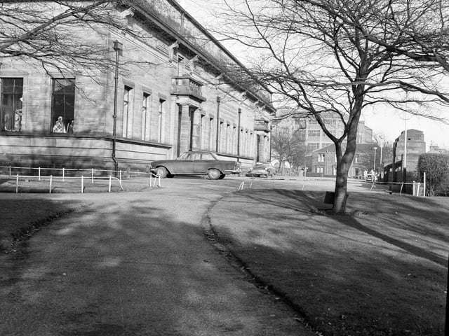 Kirkcaldy museum and art gallery in November 1963.