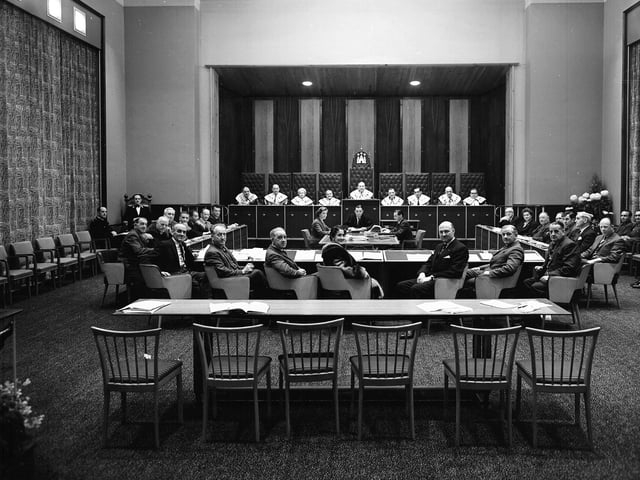 A meeting of Kirkcaldy Town Council in November 1963.