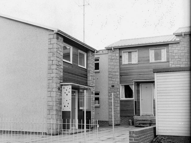 Housing at Kirkcaldy's Radburn Scheme in April 1960.