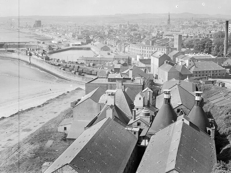 A view over the rooftops of East Bridge Mill in May 1958.