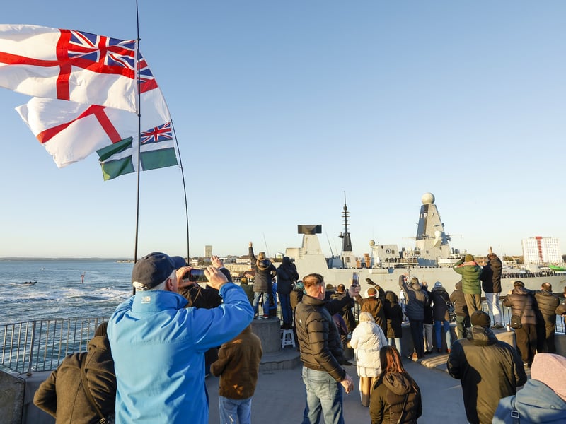 Homecoming of Daring class destroyer HMS Dauntless from the Round Tower, Portsmouth