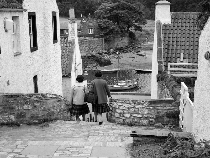 Cramond Village showing the mouth of the River Almond in August 1963.