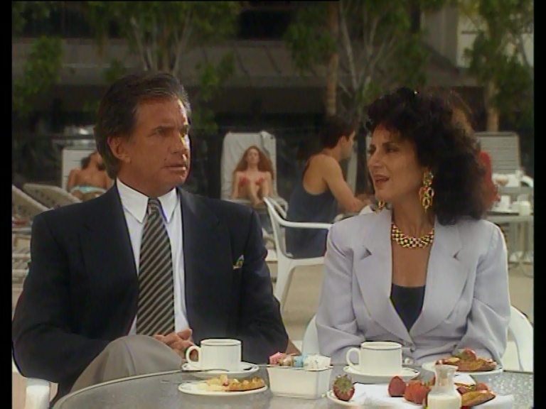 Following the adventures of three friends played by Pauline Quirke, Linda Robson and Lesley Joseph, the Birds of a Feather Christmas episode scored an audience of 19.39 million in 1993. It saw the girls fly to Hollywood after sisters Sharon and Tracey discover their real father may be actor George Hamilton, who co-stars. Meanwhile Dorien is mistakenly imprisoned for stalking Cheers actor George Wendt. 