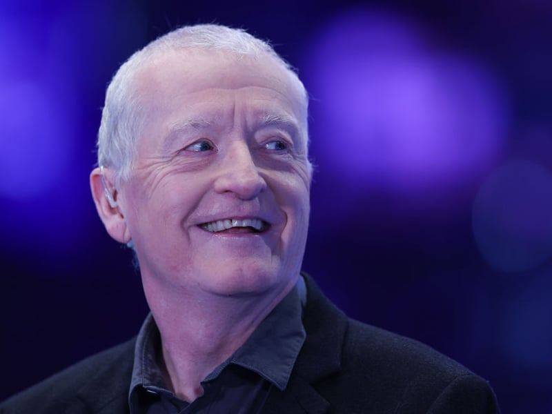 Dominating the sport in the 1980s, Steve Davis reached eight World Snooker Championship finals in nine years, won six world titles, and held the world number one ranking for seven consecutive seasons. His career earnings were £5,623,536.