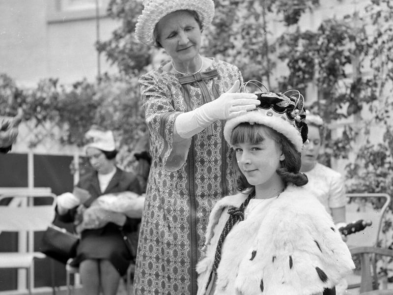Queensferry Fair Queen Beryl Thomas is crowned by Miss Anne Scott in August 1965.