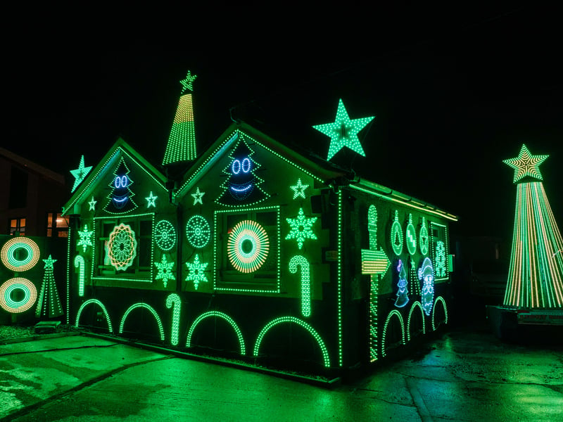 Gudgeheath Lane, in Fareham, will be drawing in crowds this Christmas with its epic light show.
Picture: Matthew Clark