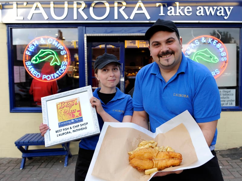 Andrea and Aurora Caira outside their chip shop L'Aurora in Pathhead, Midlothian, in 2010