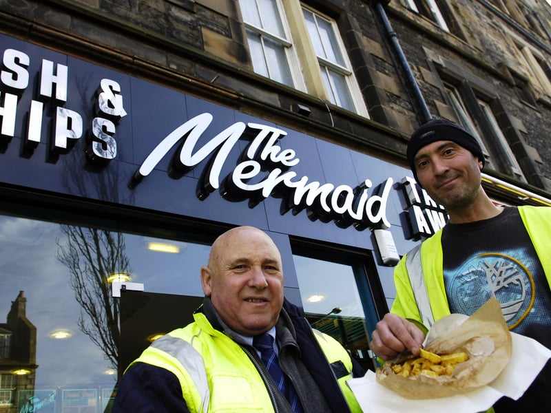 Tasters Tom Reid and Adam Hugill sample chips from The Mermaid, Leith Walk, in 2008