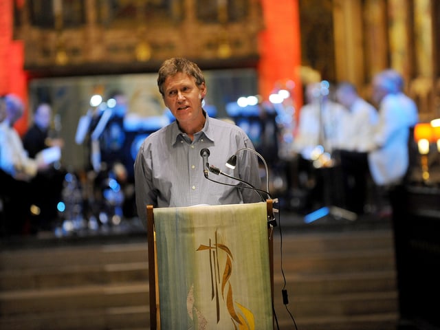Andrew Hutchinson for the Yorkshire Evening Post gave a reading during the service. 