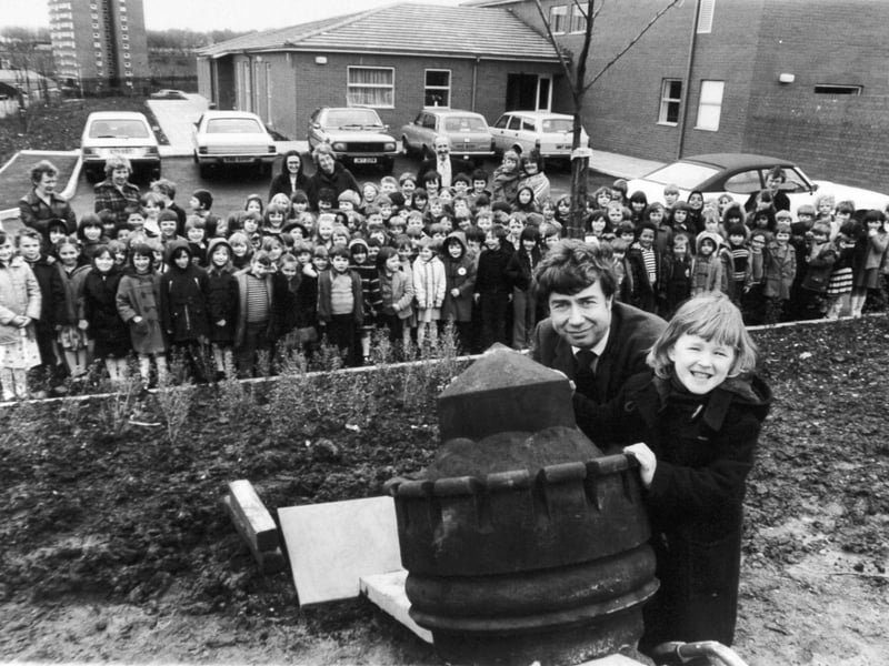 A piece of the past  - a 100 year old castle shaped gatepost top -  was planted in the grounds of brand new Castleton Primary School in March 1981.