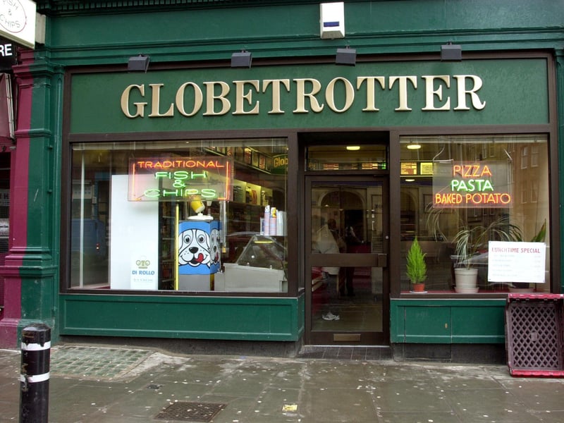 The Globetrotter fish and chip shop in Bruntsfield, Edinburgh, in 2000