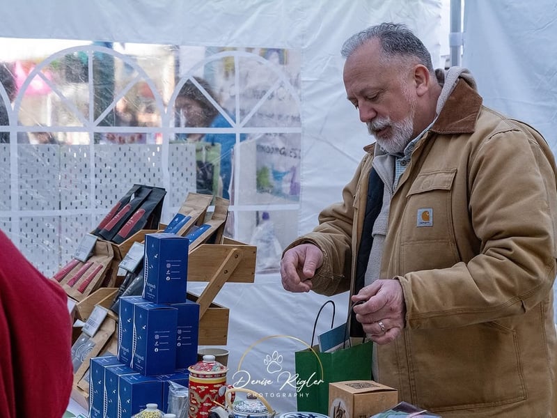 If your loved one likes a good brew then look no further then look no further than Portsmouth Tea. The local company has become a favourite for tea lovers.