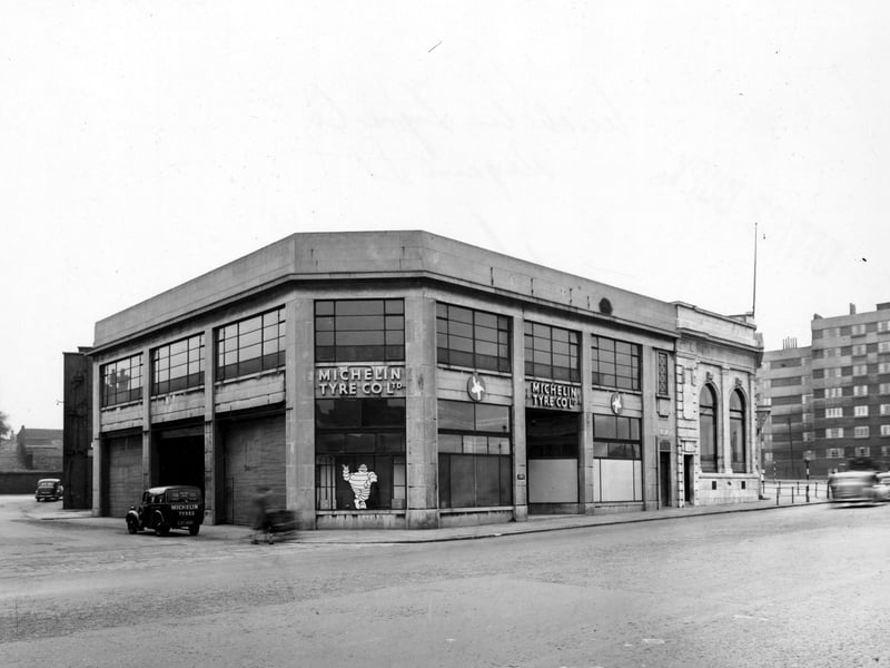 Michelin Tyre Co. Ltd. on Regent Street in October 1948.