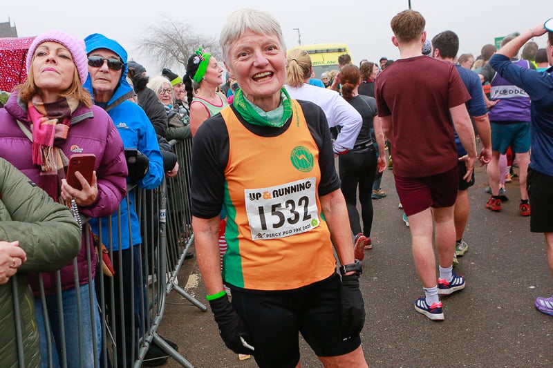 Spot yourself in these 68 photos of dedicated runners and supporters at ...