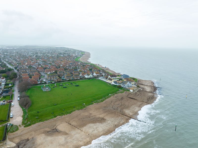 16 shipping containers fell into the Solent mostly containing bananas.