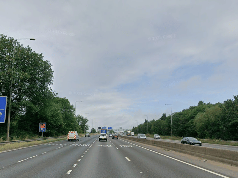 2 incidents were reported on the M62 Westbound.