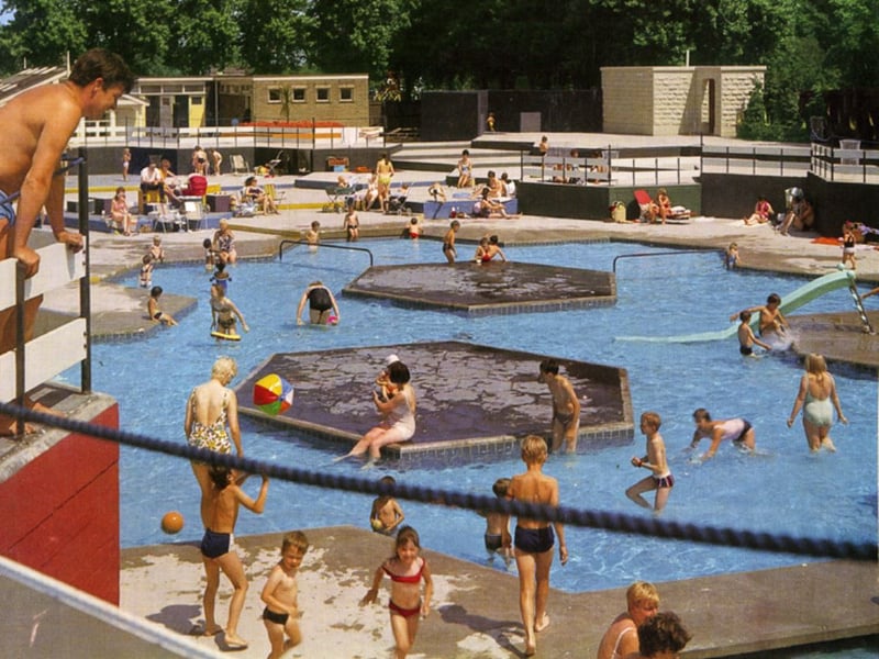 Millhouses Lido, Millhouses Park, Sheffield, in 1970