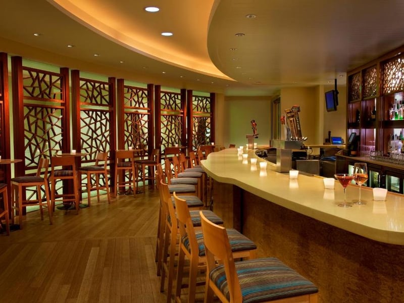 This four star hotel is situated on Boston's historic waterfront, and around 30 minutes drive from the Gillette Stadium. Rated at 9.1 on Booking,com, prices begin at just £221 per night.