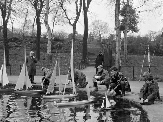 Members of Inverleith Model Yacht Club at Inverleith Pond in March 1964.
