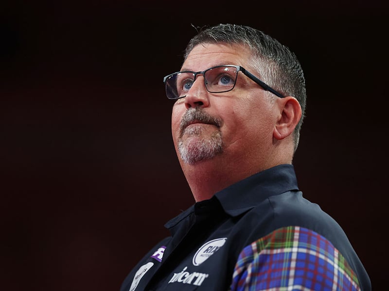 Scotland's Gary Anderson is a former BDO and WDF world number one, and a two-time PDC World Champion. He certainly knows what it takes to win, and is a 50/1 shot for this year's title. 