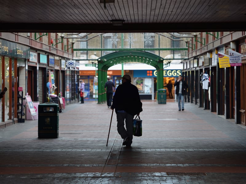 In Falkirk, life expectancy for women is 80 and life expectancy for men is 76.3