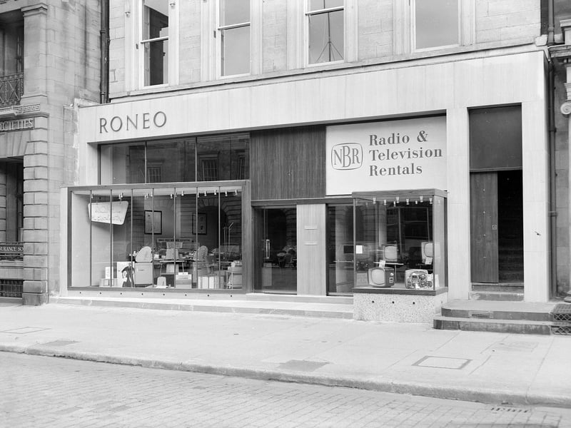 The Roneo Ltd and Radio and Television Rentals George Street store in April 1960.