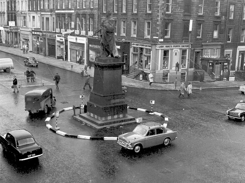 The junction of Hanover Street and George Street in November 1964.